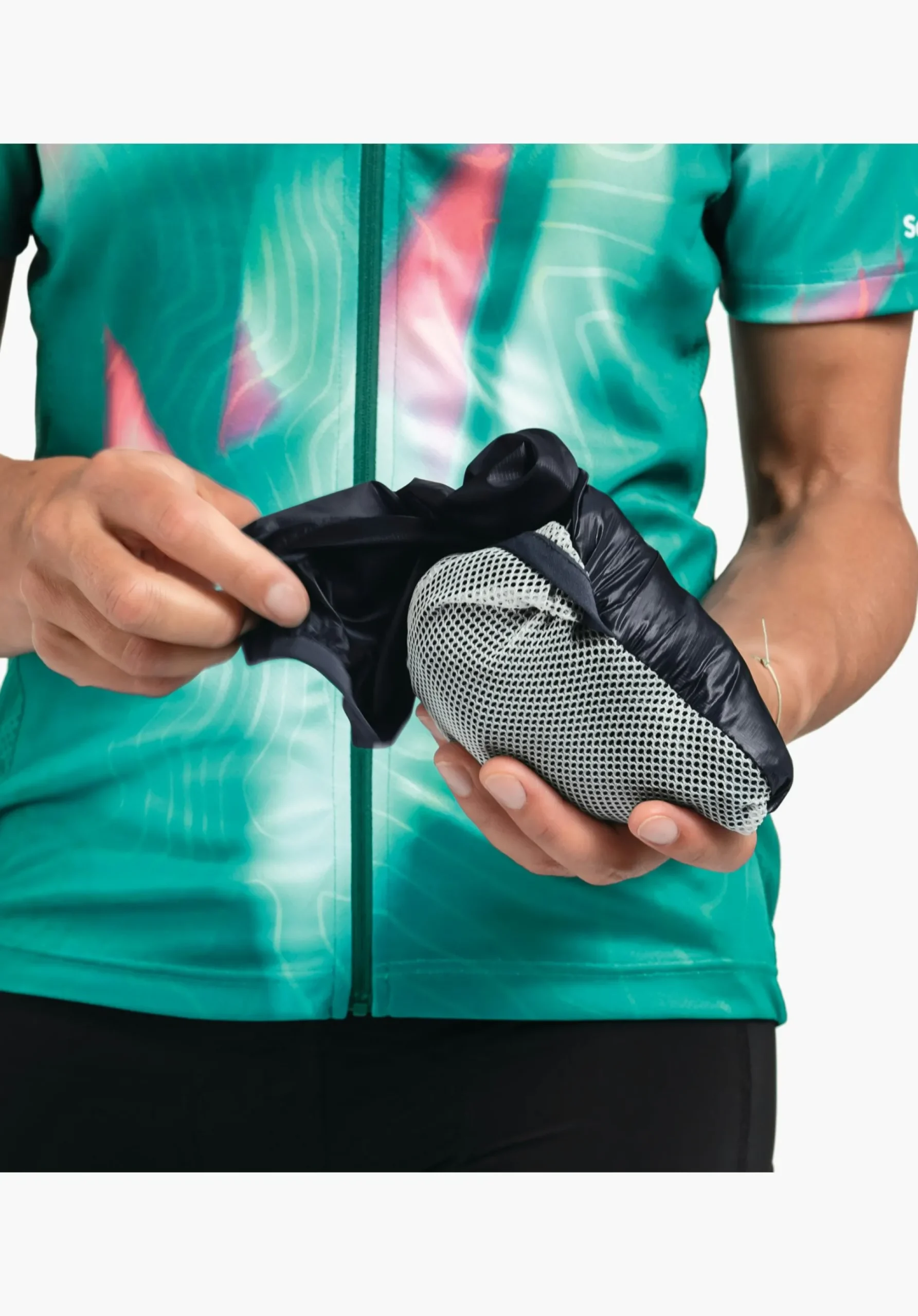 WOMEN SCHÖFFEL Bike<Ultra-light windcheater for any cycle trip gelb